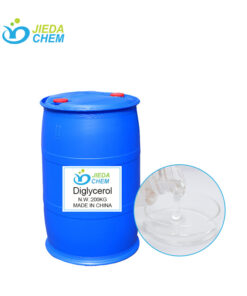 200kg blue drum Diglycerol, next to it is the transparent liquid Diglycerol poured into a small bowl