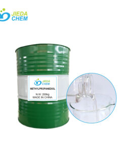 200kg green iron drum Methylpropanediol, with transparent liquid Methylpropanediol beside it, poured into a beaker