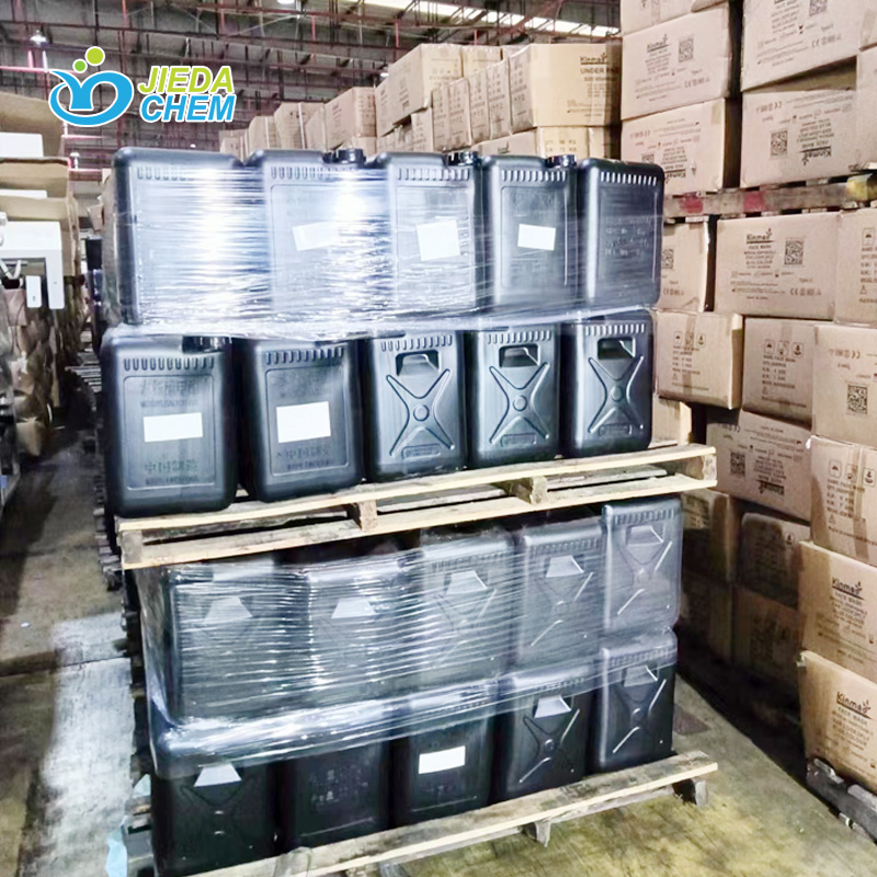 Methyl salicylate wrapped with film in the warehouse