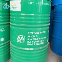 The 250kg green iron drum of Glycerin shipped by Jieda is on display